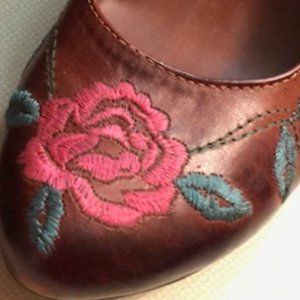 Leather Pump _ Brown , Pink and Turquoise